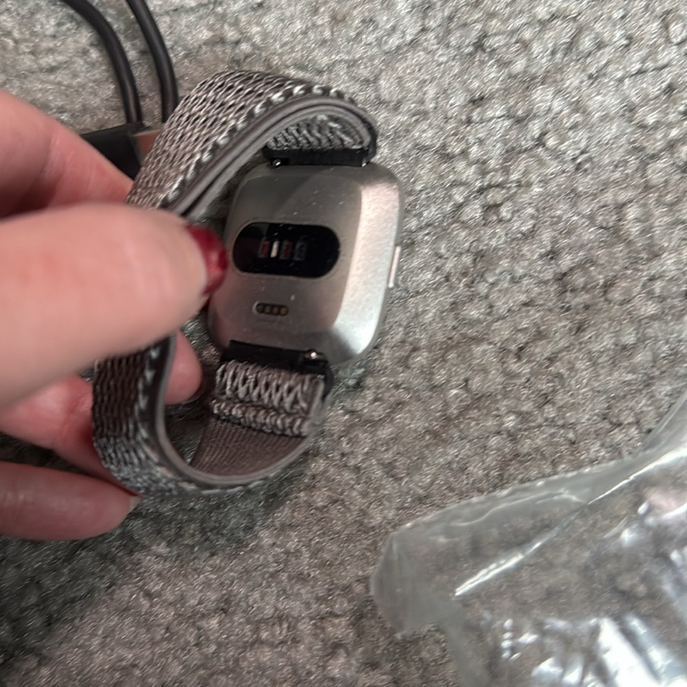 Fitbit Versa Lite - image 6